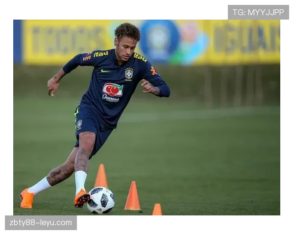 内马尔荣膺世界杯铜靴奖，状态回暖助巴西队剑指殊荣