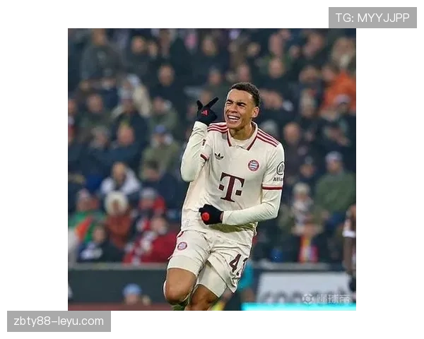 穆西亚拉直面舆论压力，坚定信念迎难而上表现抢眼