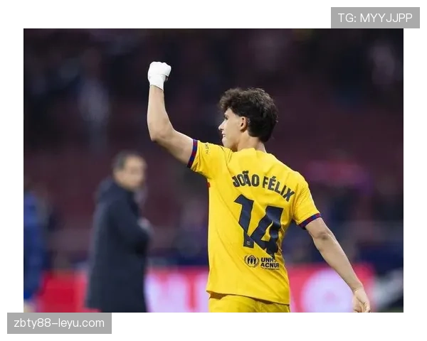 莱万多夫斯基领导力持续提升，球队表现引关注