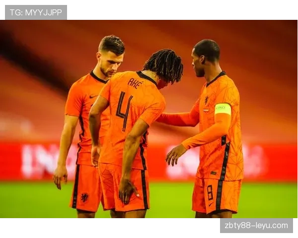 拜仁慕尼黑，豪门地位受冲击：阵容深度短板，内部矛盾开始浮现，战术体系僵化或将撼动德甲霸主根基